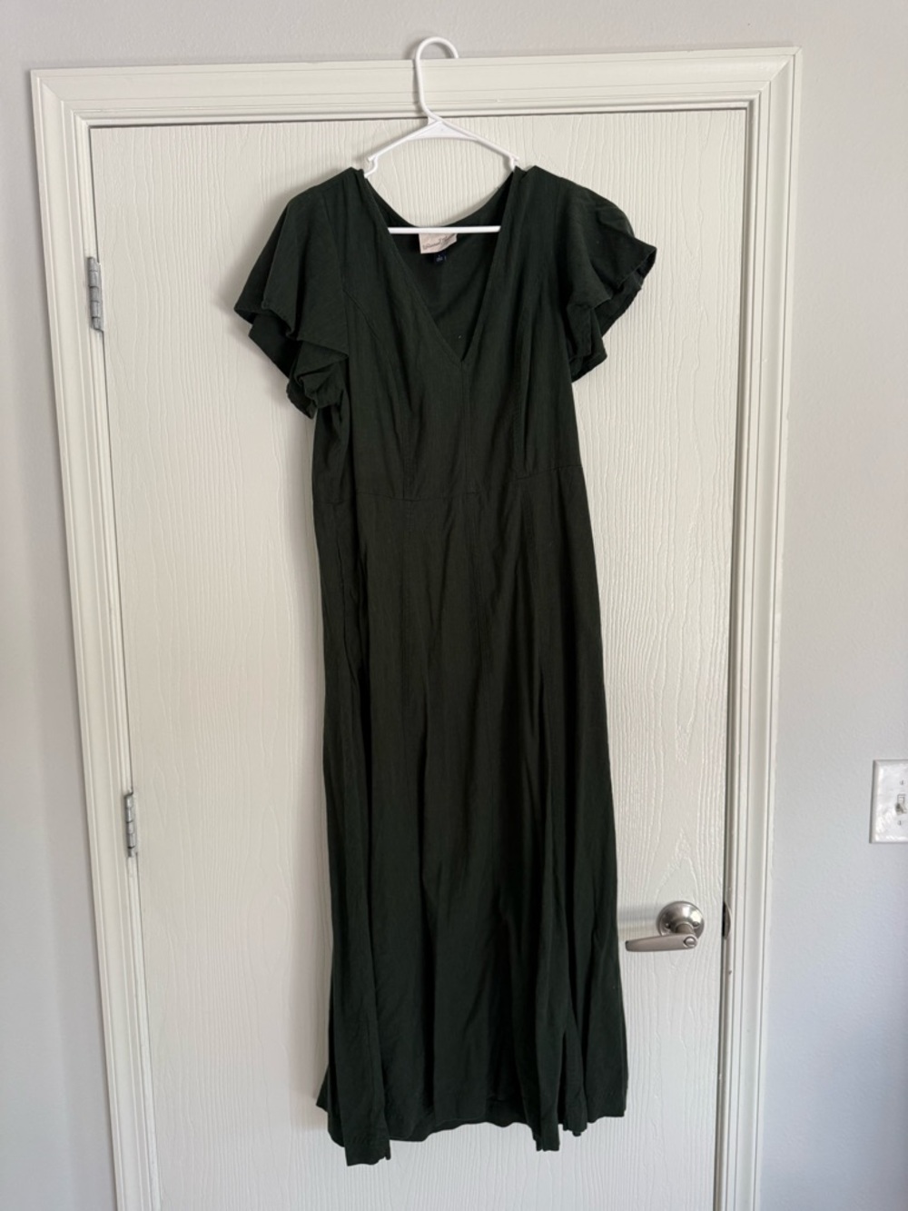 Universal Thread Dark Green V-Neck Flutter Sleeve Maxi Dress